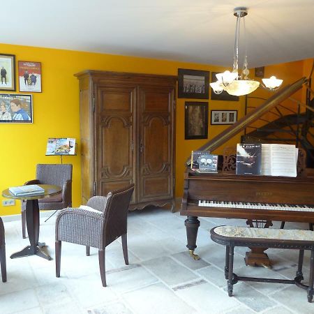 Hotel Le Piano Biesles Zewnętrze zdjęcie