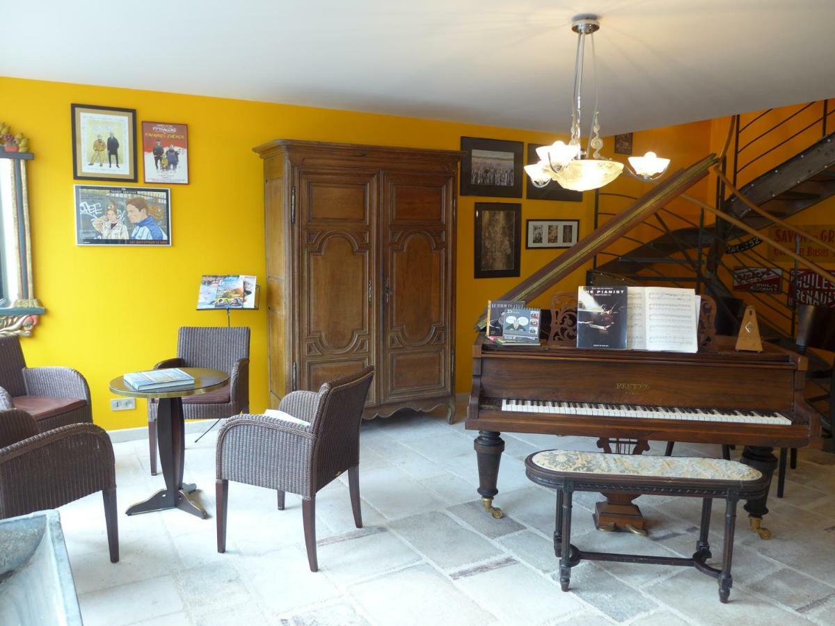 Hotel Le Piano Biesles Zewnętrze zdjęcie
